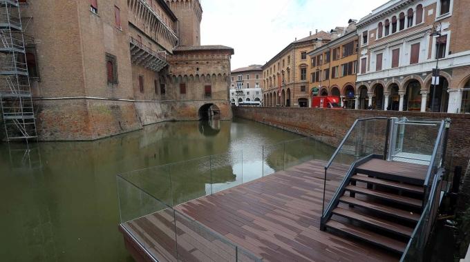 Piattaforma Pontile Galleggiante Wpc Legno Composito
